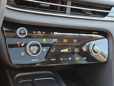 2023 INFINITI QX60 LUXE AWD