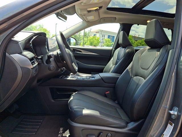 2023 INFINITI QX60 LUXE AWD
