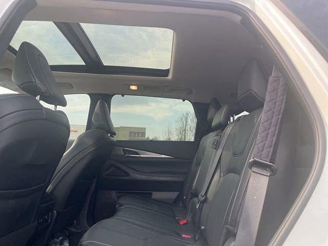 2023 INFINITI QX60 LUXE AWD