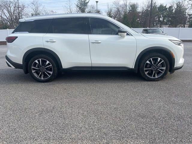 2023 INFINITI QX60 LUXE AWD