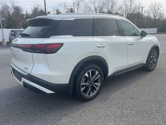 2023 INFINITI QX60 LUXE AWD