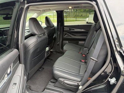 2023 INFINITI QX60 LUXE AWD