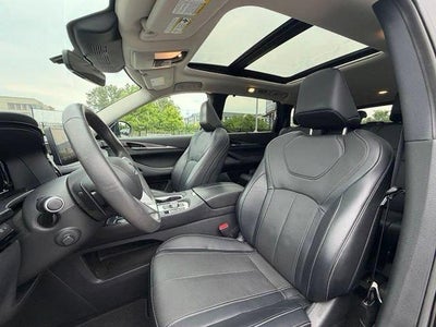 2023 INFINITI QX60 LUXE AWD