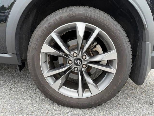 2023 INFINITI QX60 LUXE AWD