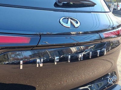 2023 INFINITI QX60 LUXE AWD