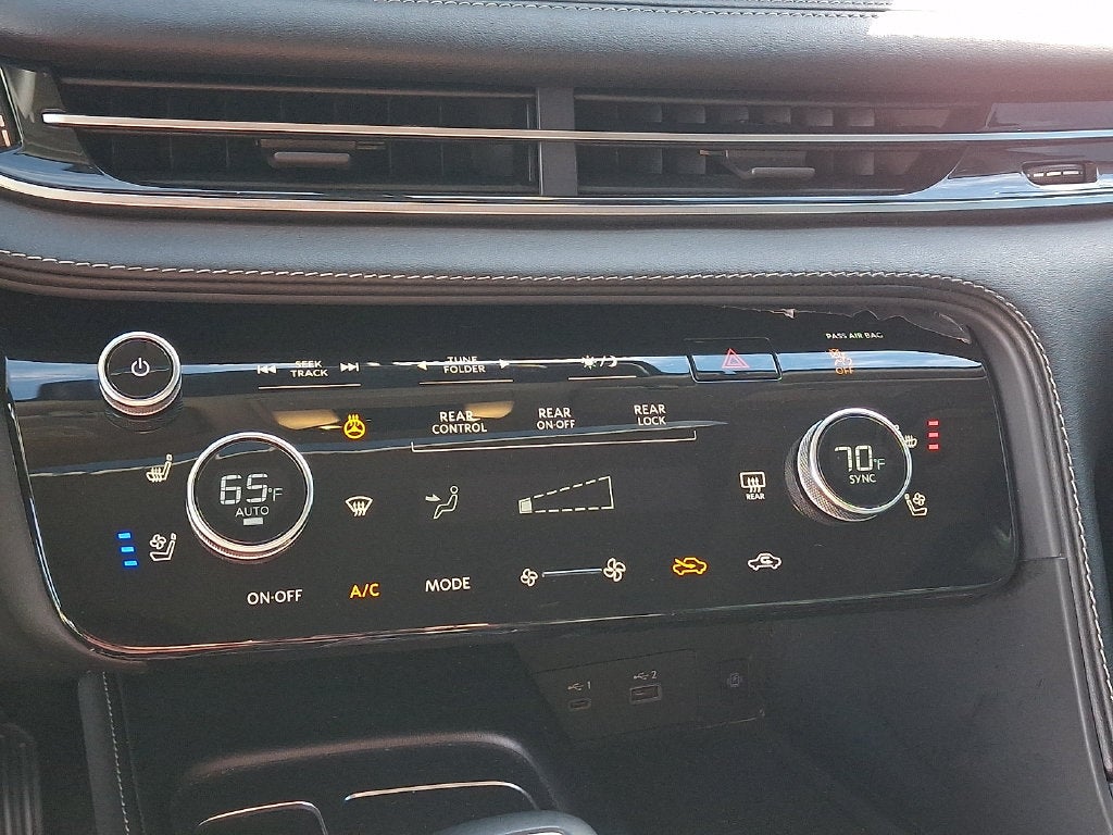 2023 INFINITI QX60 LUXE AWD