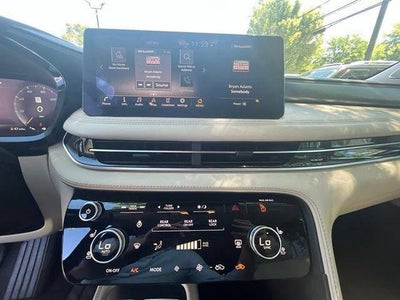 2023 INFINITI QX60 LUXE AWD
