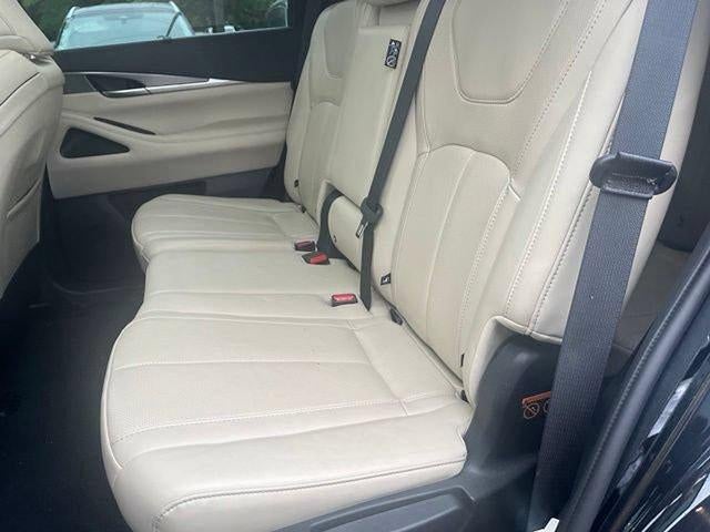 2023 INFINITI QX60 LUXE AWD