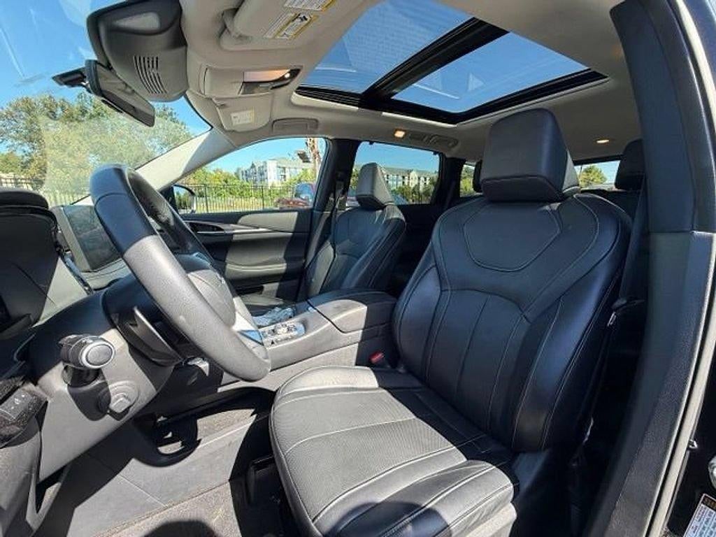 2023 INFINITI QX60 LUXE AWD
