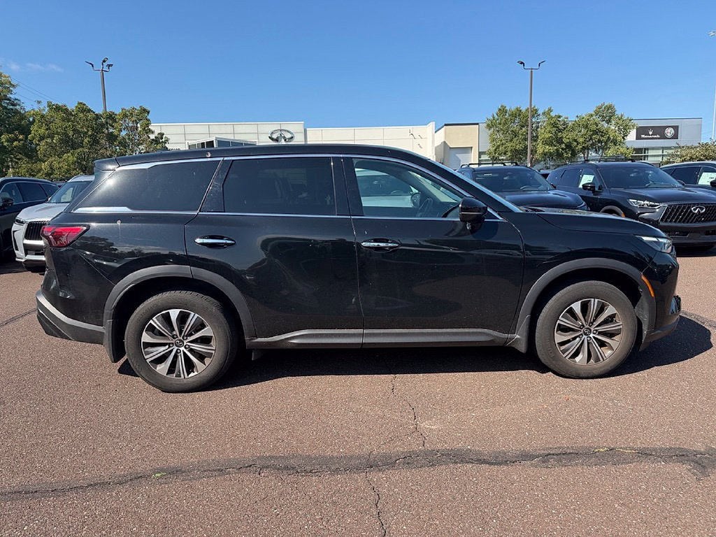 2023 INFINITI QX60 LUXE AWD