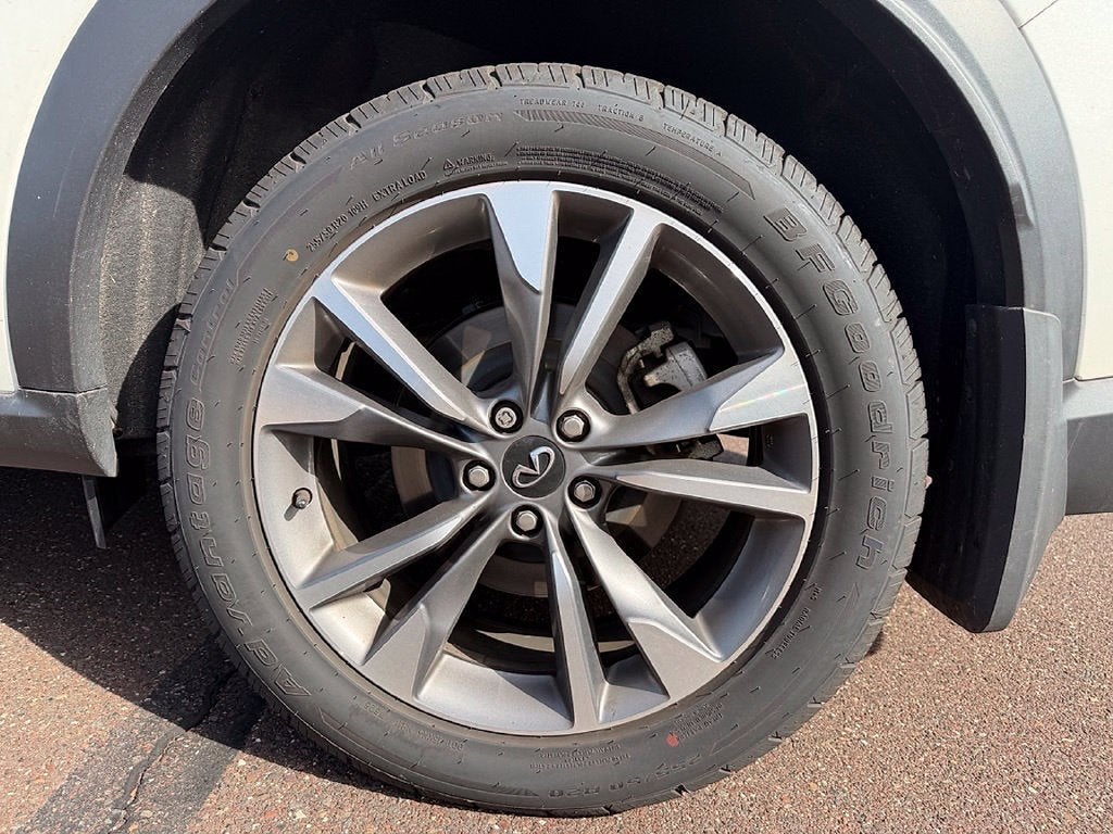 2024 INFINITI QX60 LUXE AWD