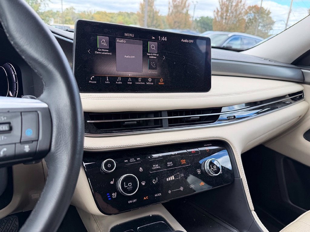 2023 INFINITI QX60 LUXE AWD