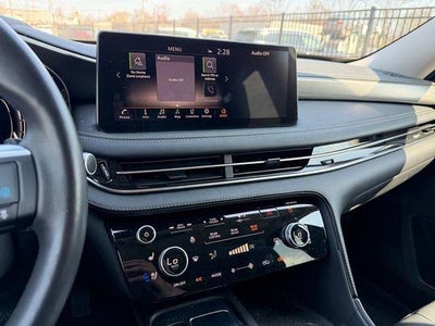 2023 INFINITI QX60 LUXE AWD