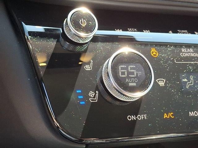 2023 INFINITI QX60 LUXE AWD