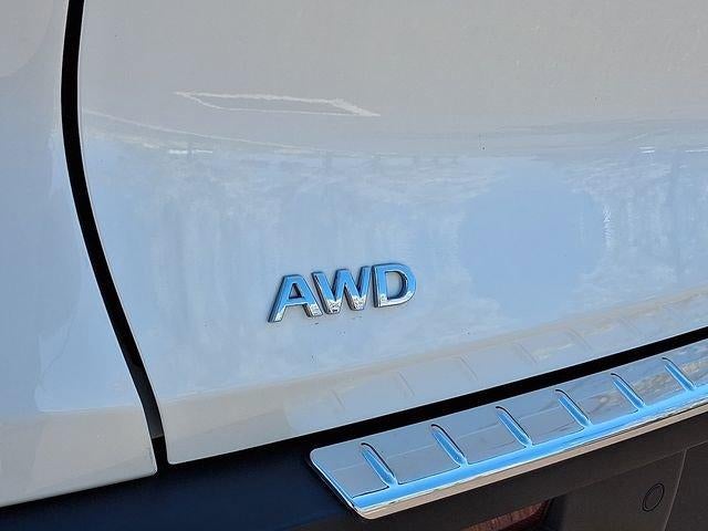 2023 INFINITI QX60 LUXE AWD