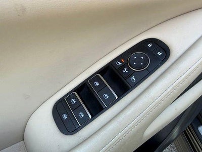 2023 INFINITI QX60 LUXE AWD