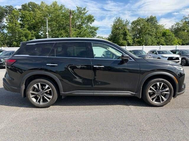 2023 INFINITI QX60 LUXE AWD
