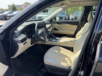 2023 INFINITI QX60 LUXE AWD
