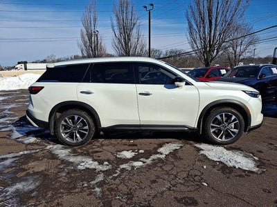 2023 INFINITI QX60 LUXE AWD