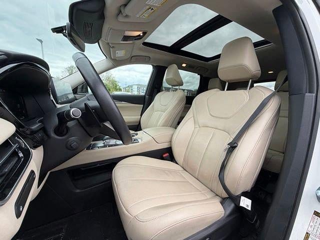 2023 INFINITI QX60 LUXE AWD