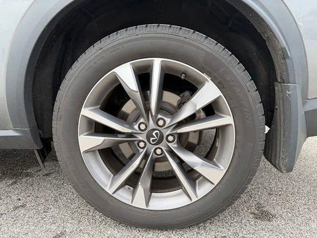 2023 INFINITI QX60 LUXE AWD