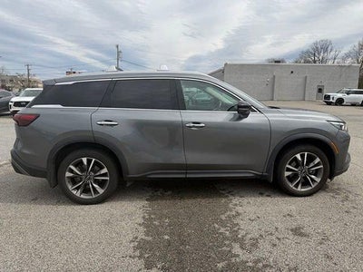 2023 INFINITI QX60 LUXE AWD