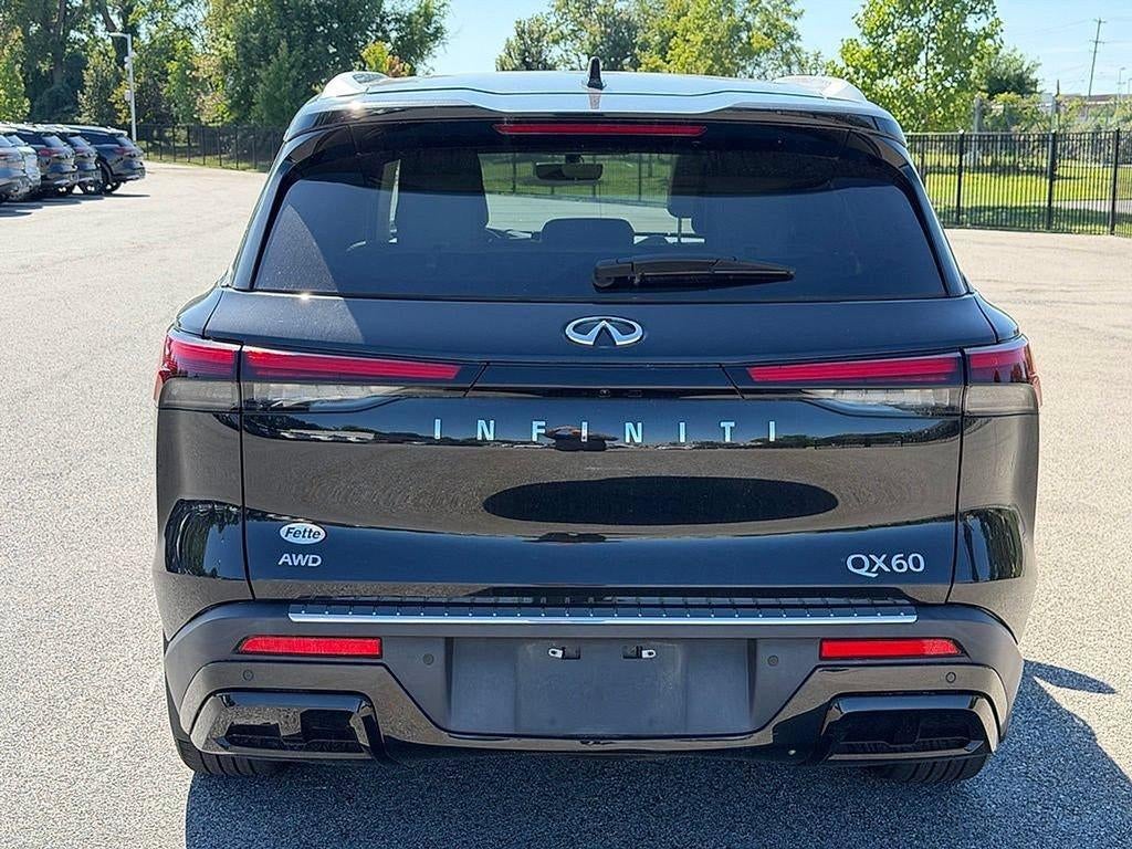 2023 INFINITI QX60 LUXE AWD