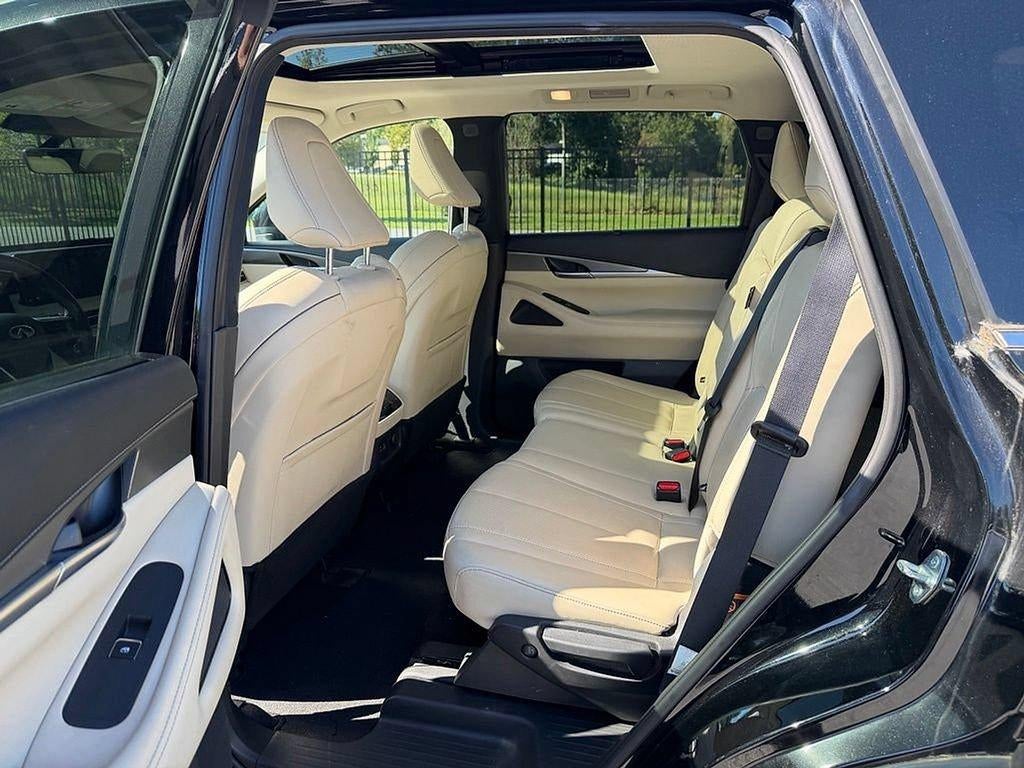 2023 INFINITI QX60 LUXE AWD