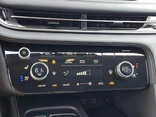 2023 INFINITI QX60 LUXE AWD