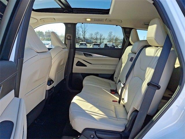 2023 INFINITI QX60 LUXE AWD