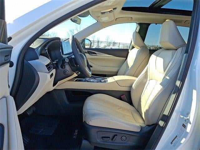 2023 INFINITI QX60 LUXE AWD