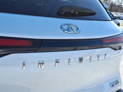 2023 INFINITI QX60 LUXE AWD