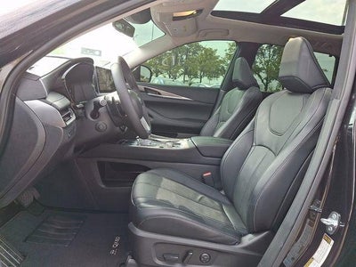 2023 INFINITI QX60 LUXE AWD