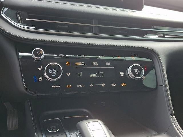 2023 INFINITI QX60 LUXE AWD