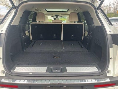 2023 INFINITI QX60 LUXE AWD