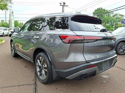 2023 INFINITI QX60 LUXE AWD