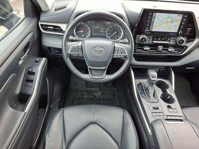 2022 Toyota Highlander XLE AWD (Natl)