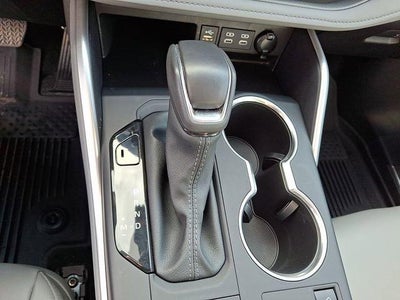 2025 Toyota Highlander XLE AWD (Natl)