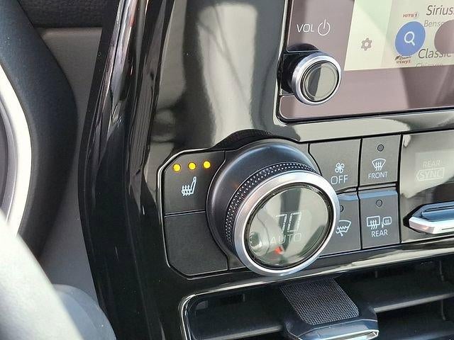 2025 Toyota Highlander XLE AWD (Natl)