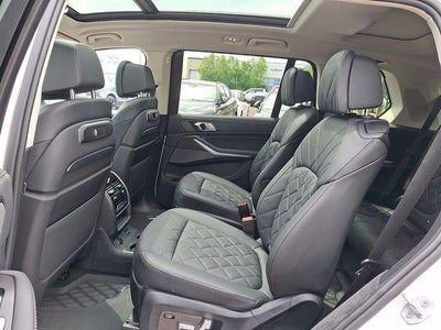 2024 BMW X7 xDrive40i Sports Activity Vehicle