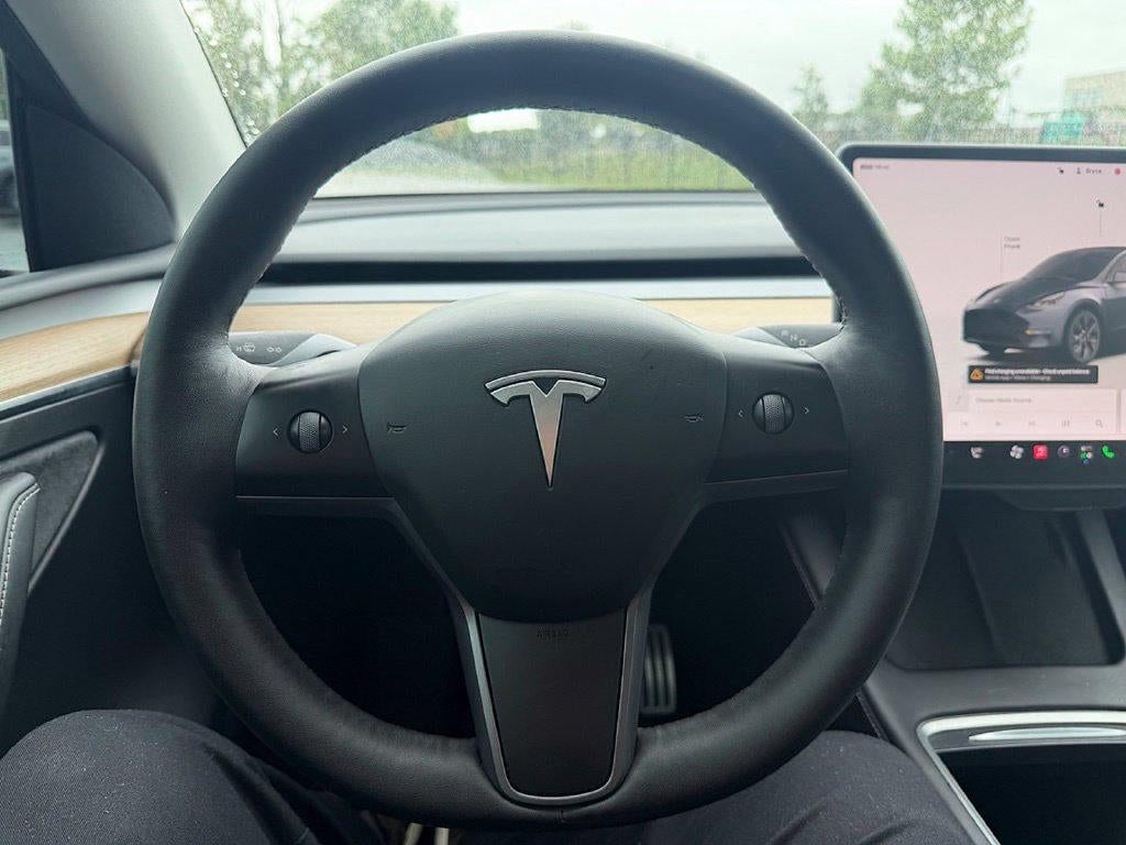 2023 Tesla Model Y Performance AWD