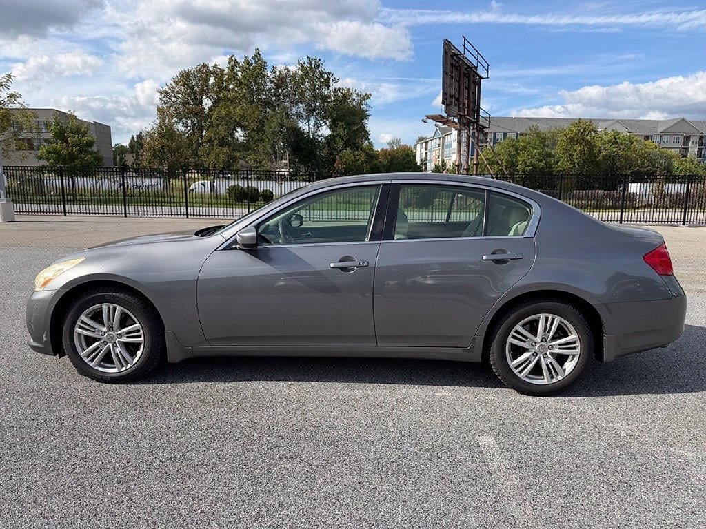 2011 INFINITI G37 Sedan x AWD