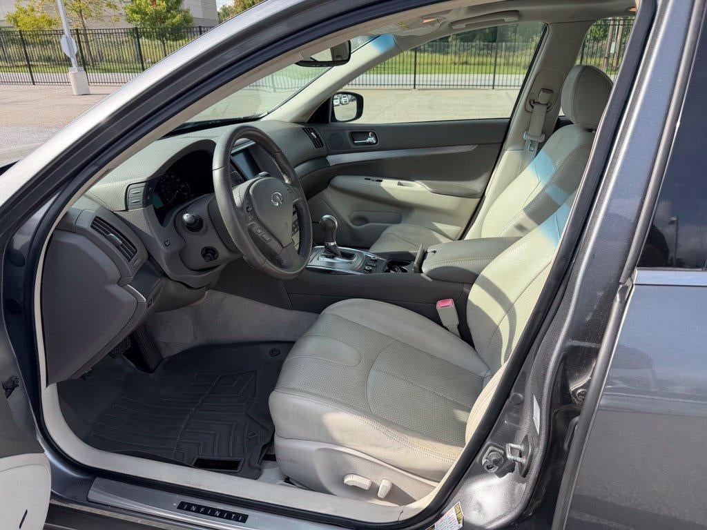 2011 INFINITI G37 Sedan x AWD