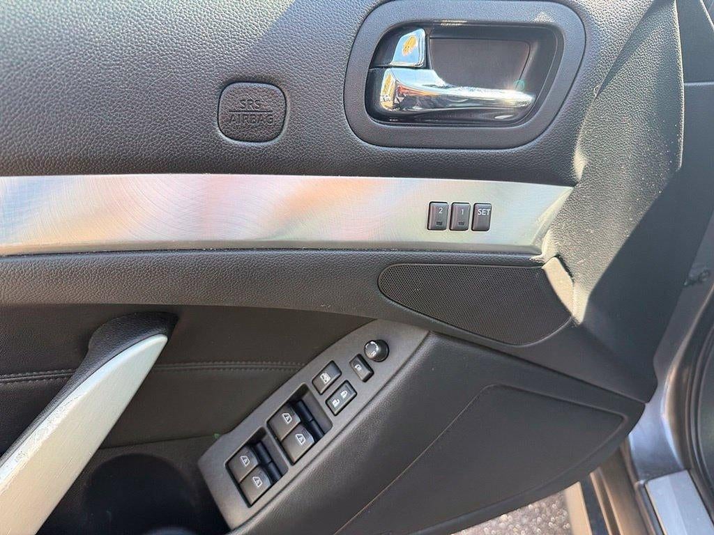 2013 INFINITI G37 Convertible Base