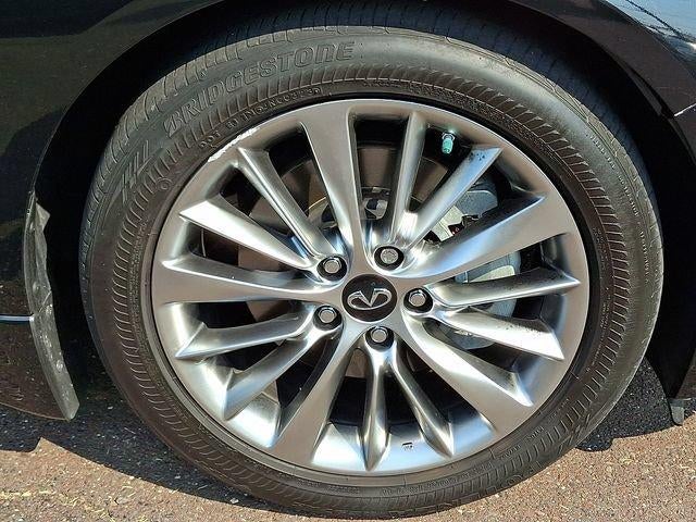 2023 INFINITI Q50 LUXE AWD