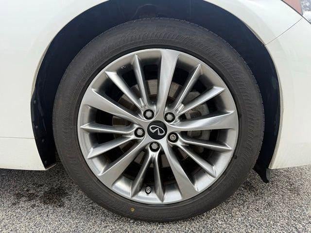 2023 INFINITI Q50 LUXE AWD