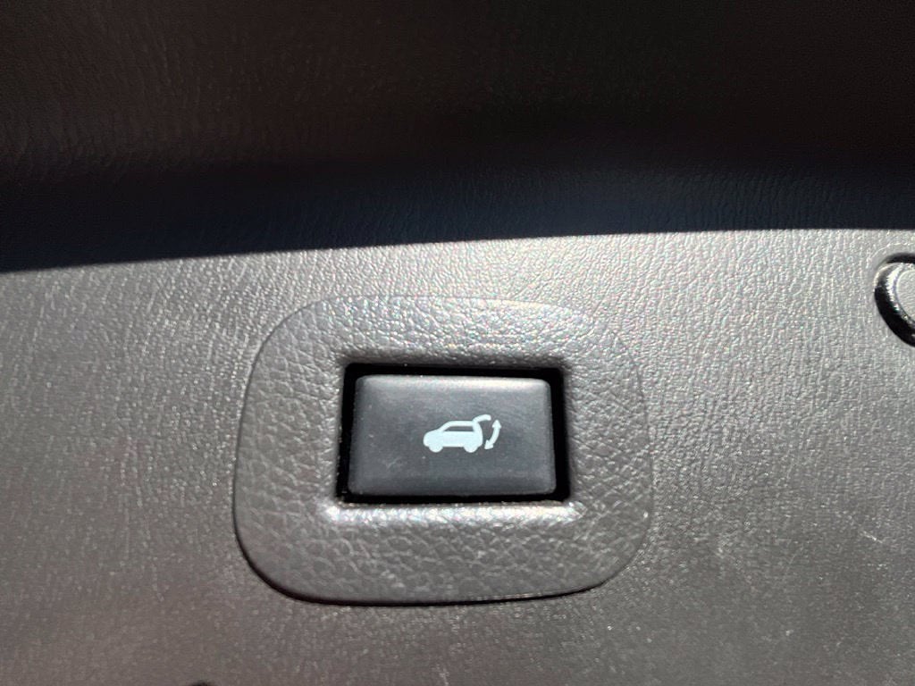 2024 INFINITI QX80 SENSORY AWD