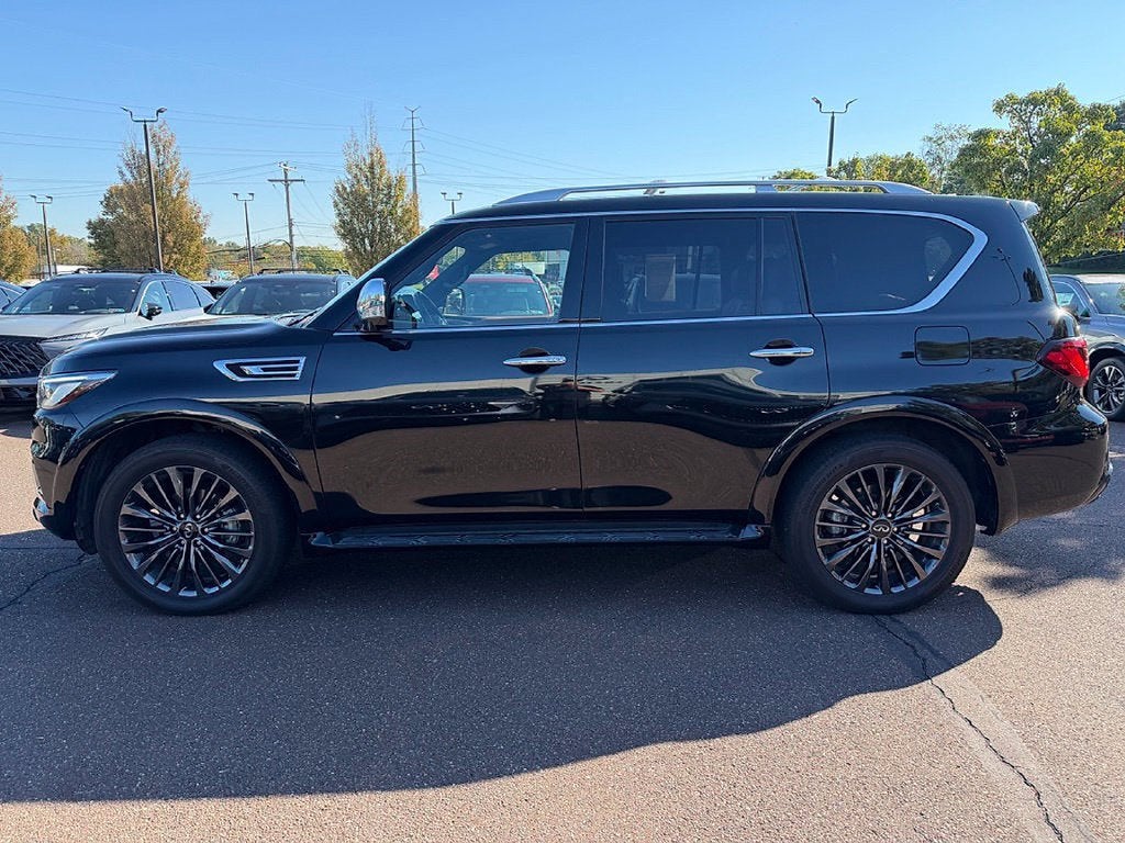 2024 INFINITI QX80 SENSORY AWD