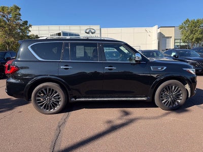 2024 INFINITI QX80 SENSORY AWD