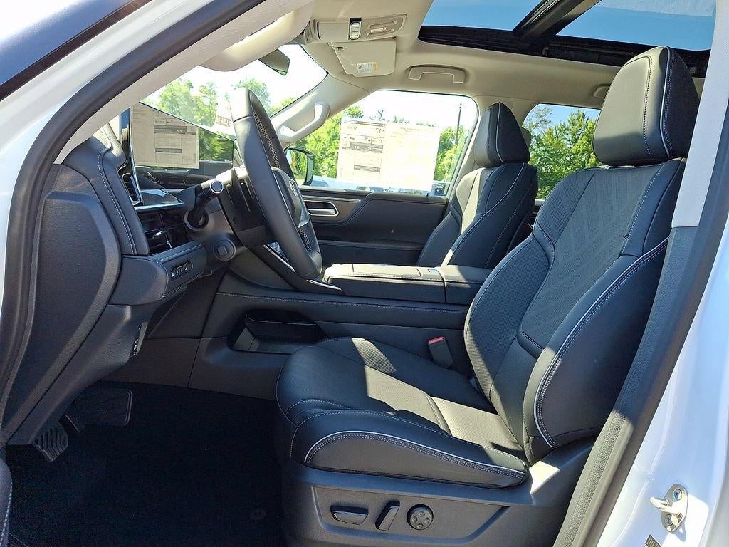 2027 INFINITI QX80 LUXE AWD *Ltd Avail*